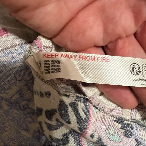 By Anthropologie Paisley Floral Pattern One-Shoulder Bow Maxi Dress size 2X - Picture 10 of 16